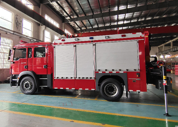 6.5M Lift Lighting System 1480kg Crane Emergency Rescue Fire Truck with Traction