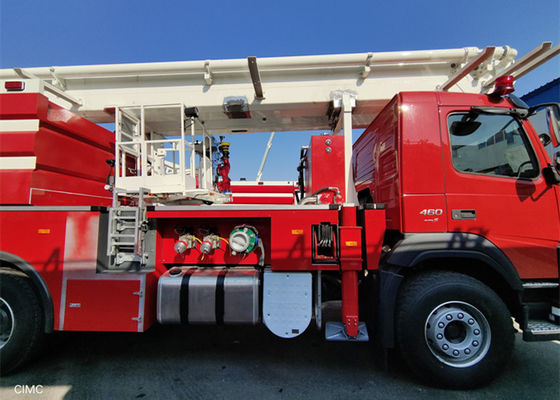 όχημα πυρκαγιάς ανεμοσκαλών 2100nm 1080rpm με τη ροή 4800L/Min οργάνων ελέγχου πυρκαγιάς